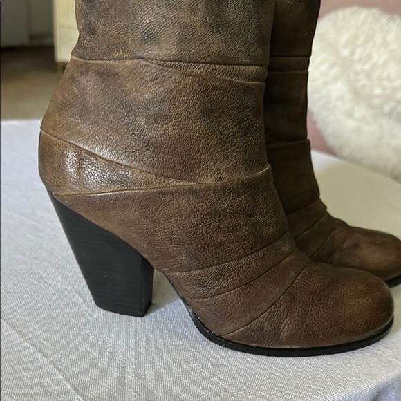 Vince Camuto Brown Leather Ankle Booties with Distressed Finish - Picture 5 of 8